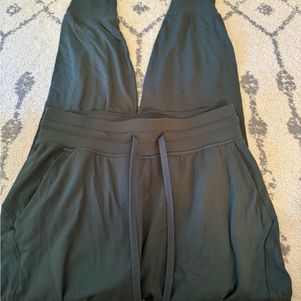 Lululemon ready to rulu joggers